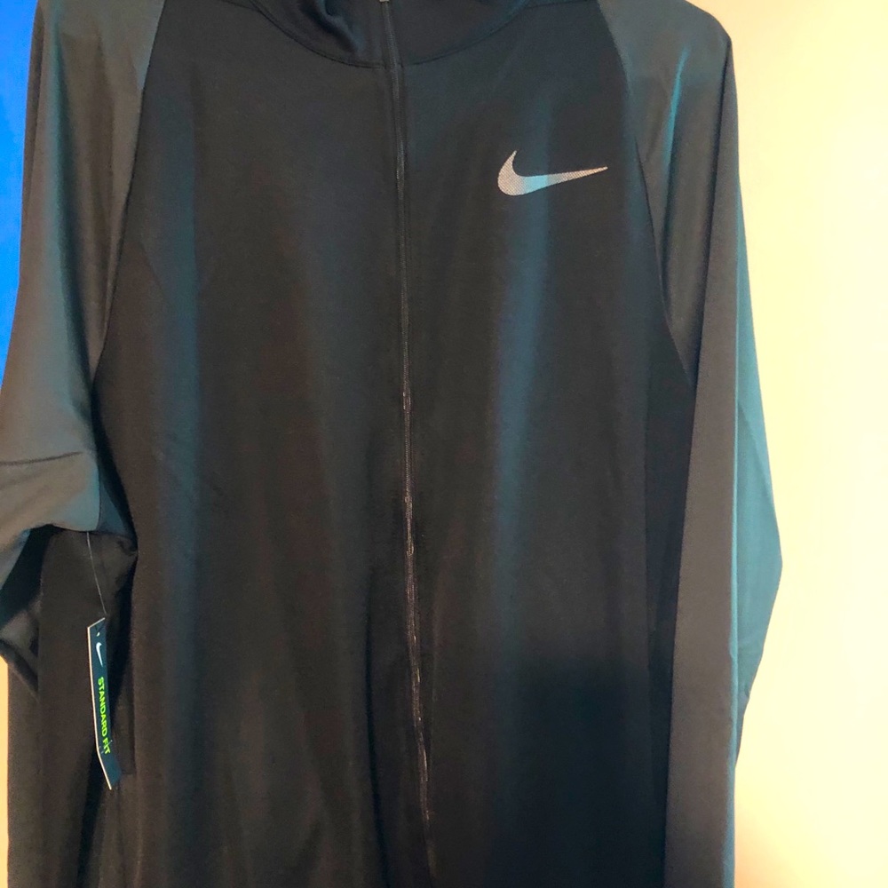 Nike track jacket - Picture 2 of 3